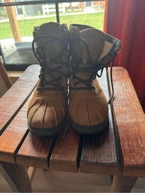 Brown UGG Lace-Up Duck Boot with Shearling Lining